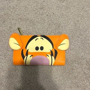 Loungefly Orange and Yellow Tigger Wallet